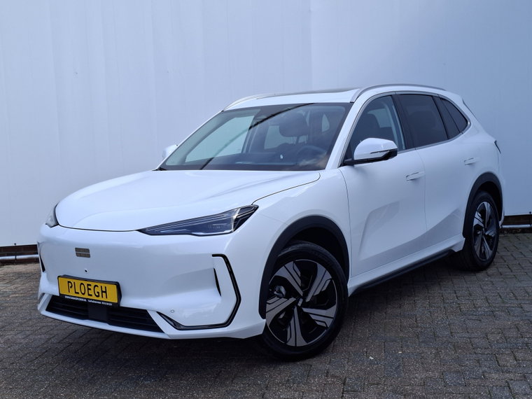 Vehicle Image 16