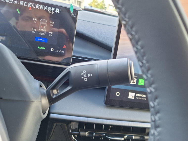 Vehicle Image 33