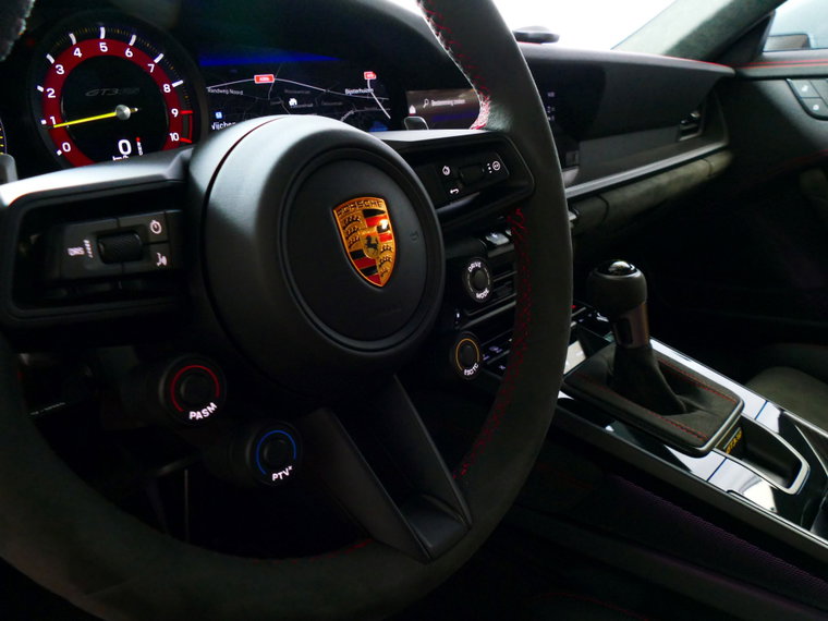 Vehicle Image 19