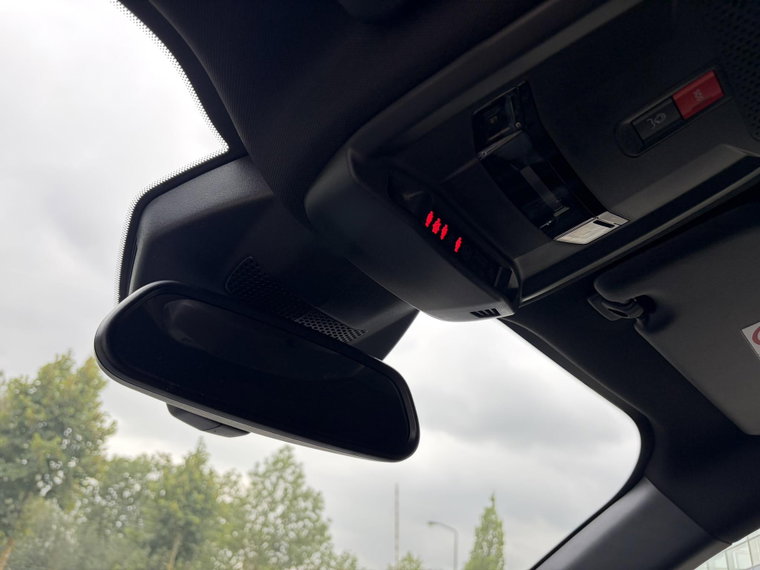 Vehicle Image 26