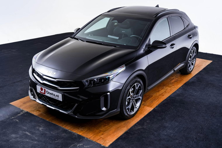 Vehicle Image 7