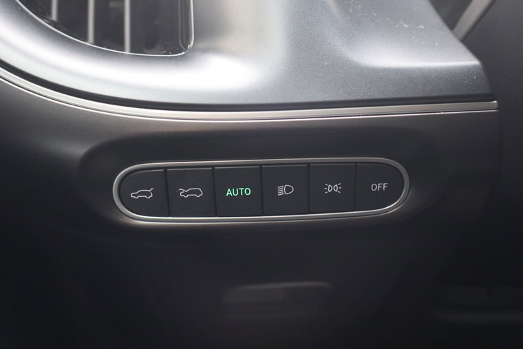 Vehicle Image 35