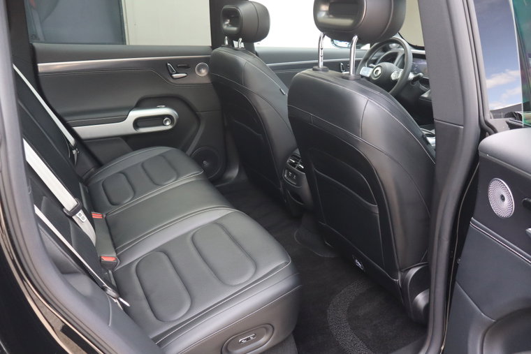 Vehicle Image 41