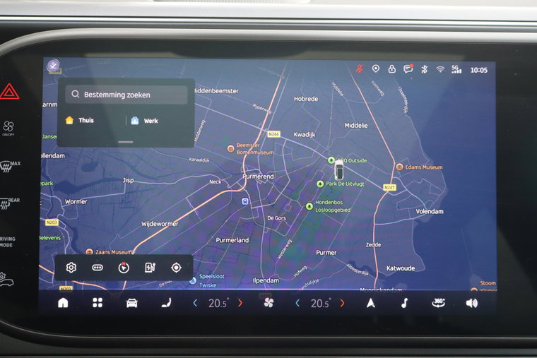 Vehicle Image 11