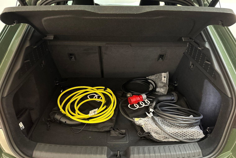 Vehicle Image 38