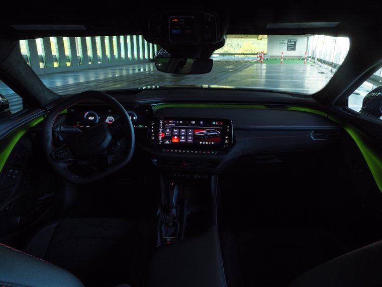 Vehicle Image 50