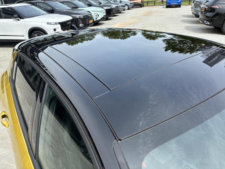 Vehicle Image 26