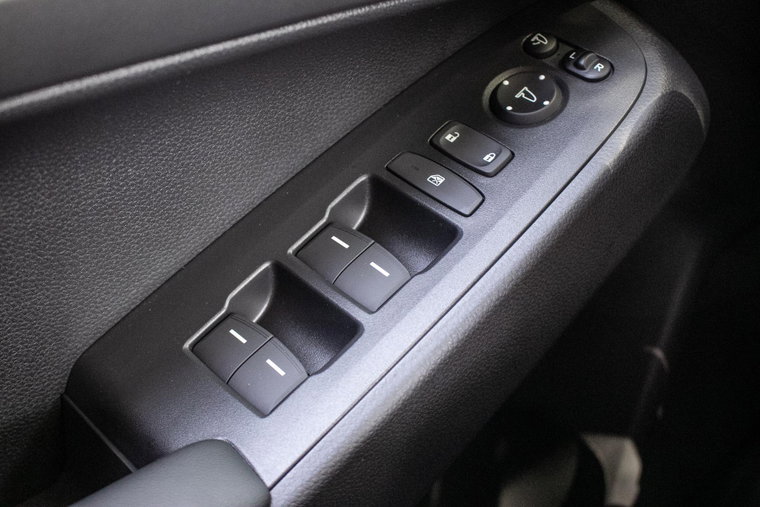 Vehicle Image 42