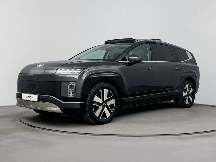 Vehicle Image 32