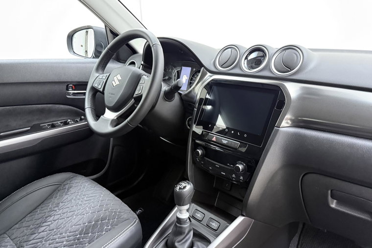 Vehicle Image 15