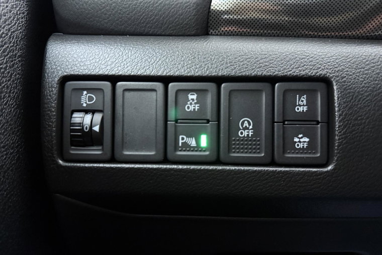 Vehicle Image 18