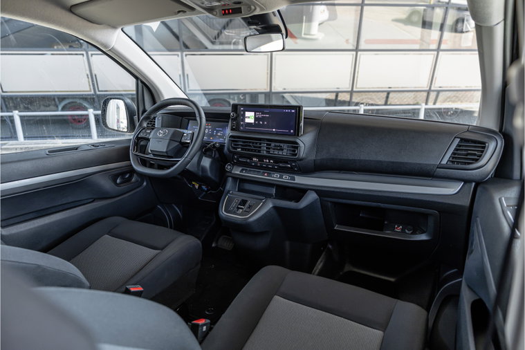 Vehicle Image 10