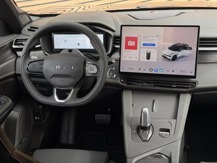 Vehicle Image 22