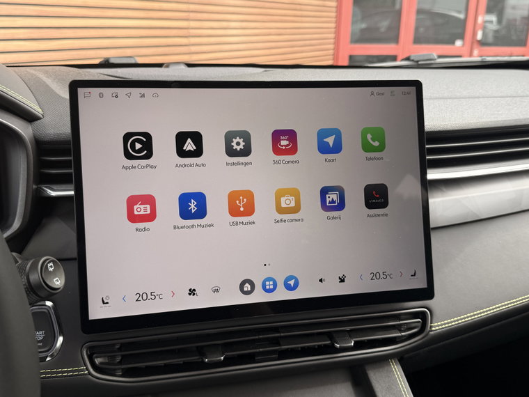 Vehicle Image 36