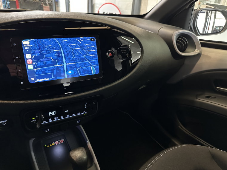Vehicle Image 41
