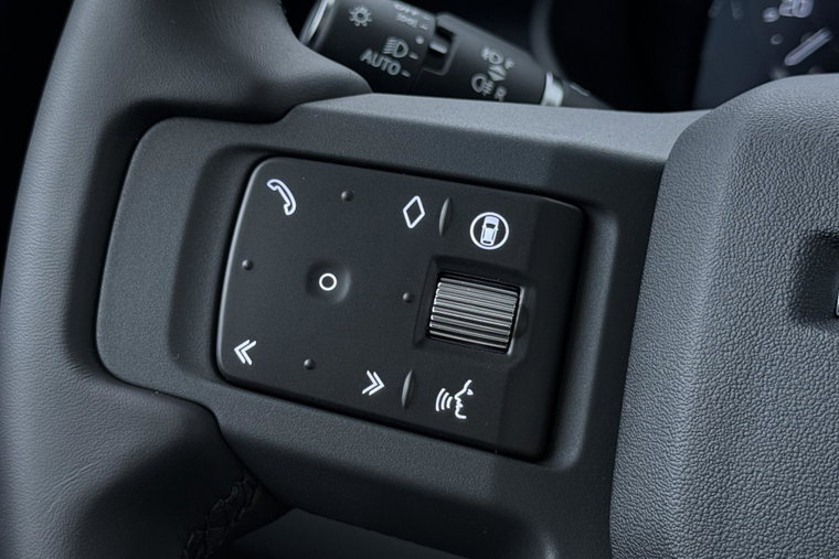 Vehicle Image 40