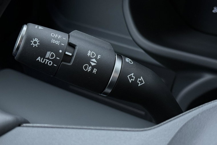 Vehicle Image 42
