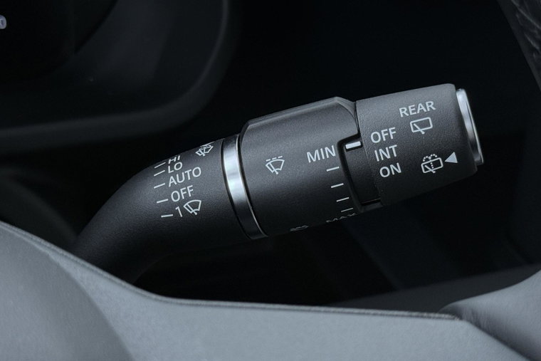Vehicle Image 43