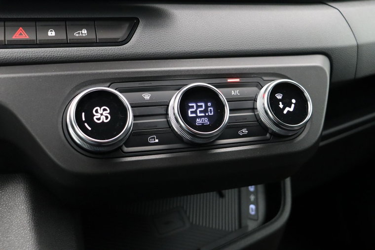 Vehicle Image 27