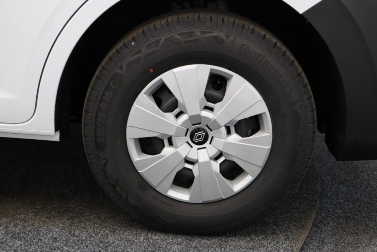 Vehicle Image 38