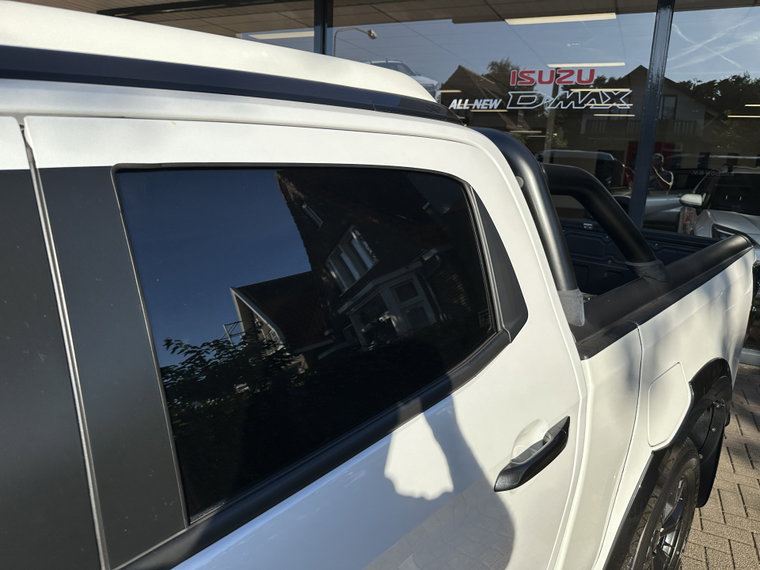 Vehicle Image 23