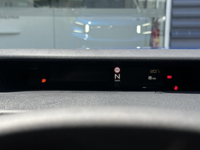 Vehicle Image 27