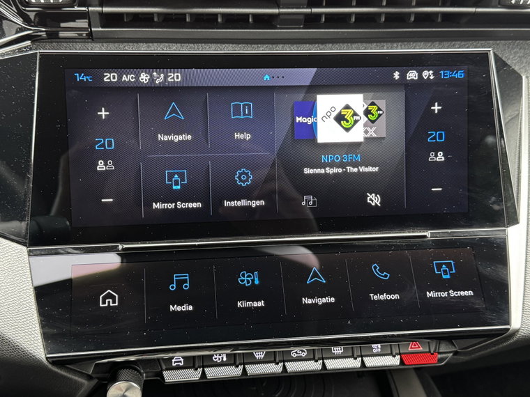 Vehicle Image 22