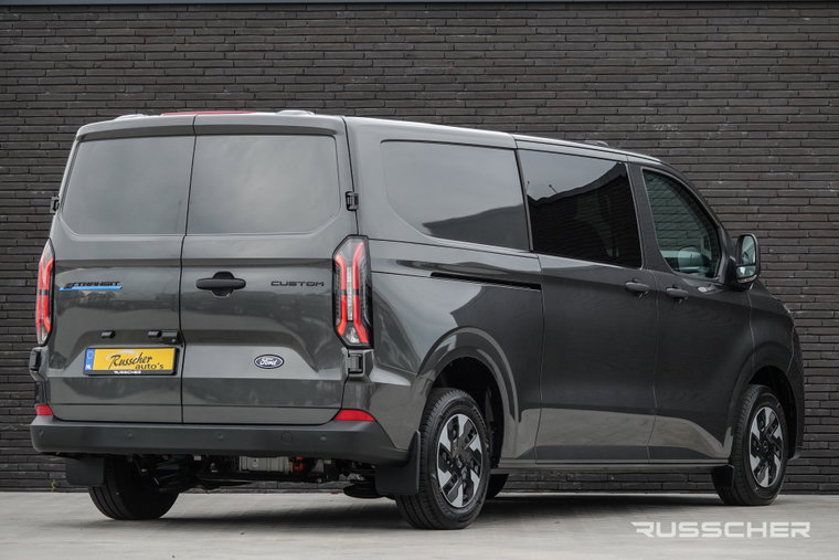 Vehicle Image 40