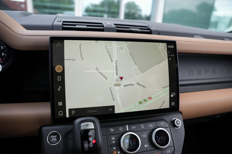Vehicle Image 14