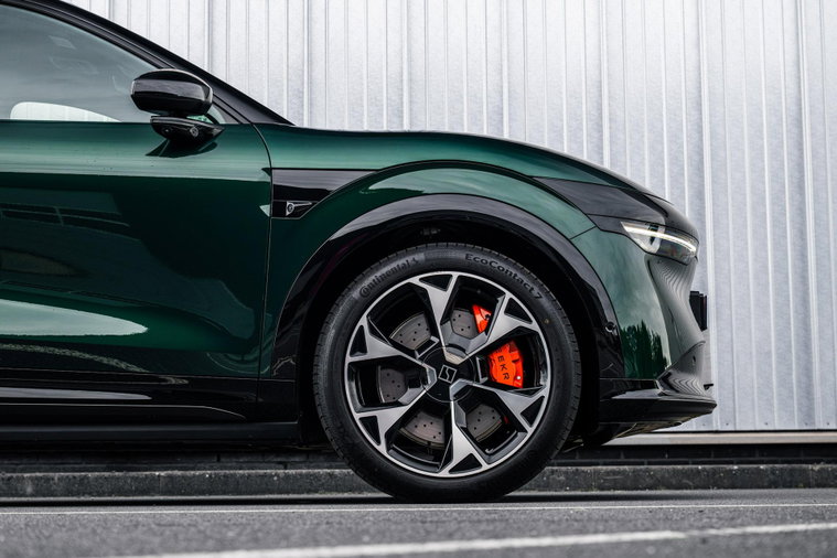 Vehicle Image 21