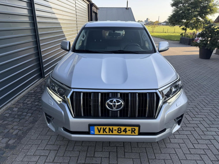 Vehicle Image 35