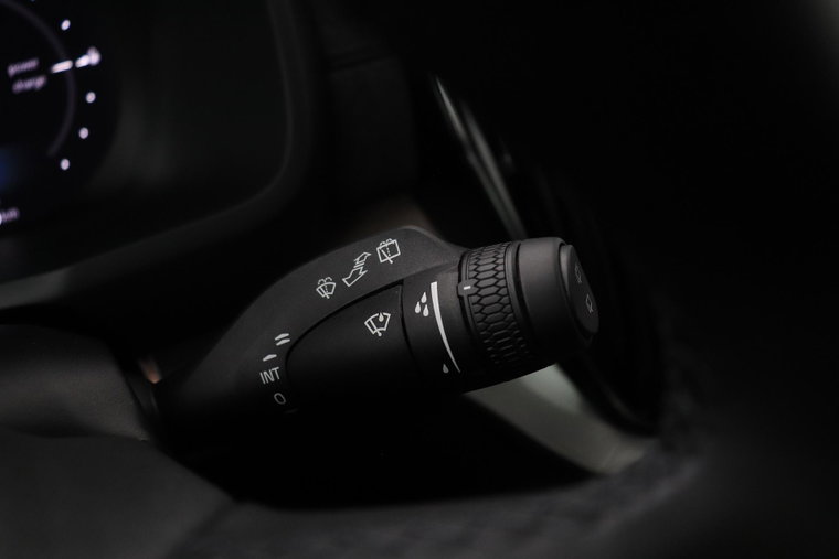 Vehicle Image 45