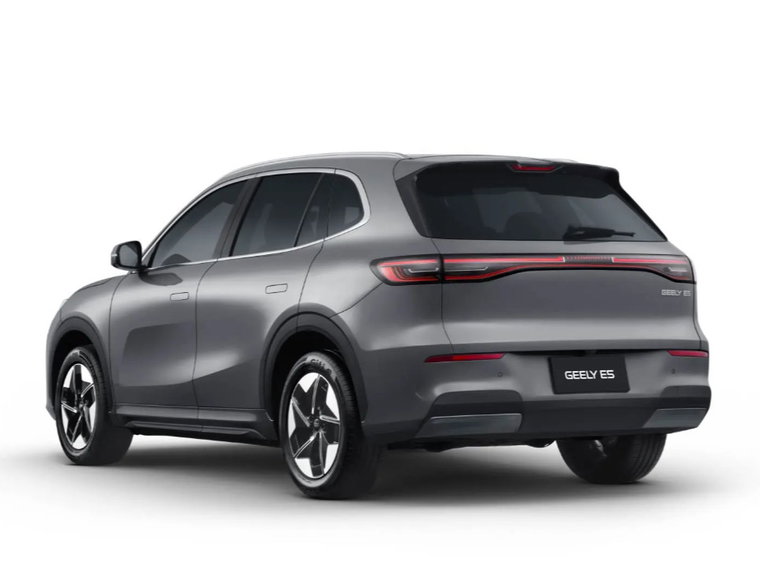 Vehicle Image 4
