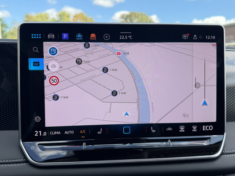 Vehicle Image 36