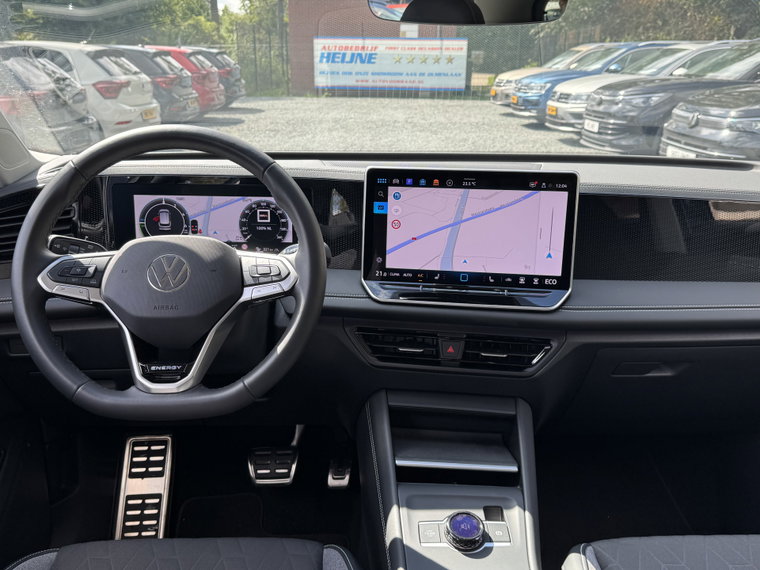 Vehicle Image 39