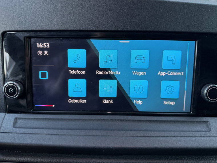 Vehicle Image 33