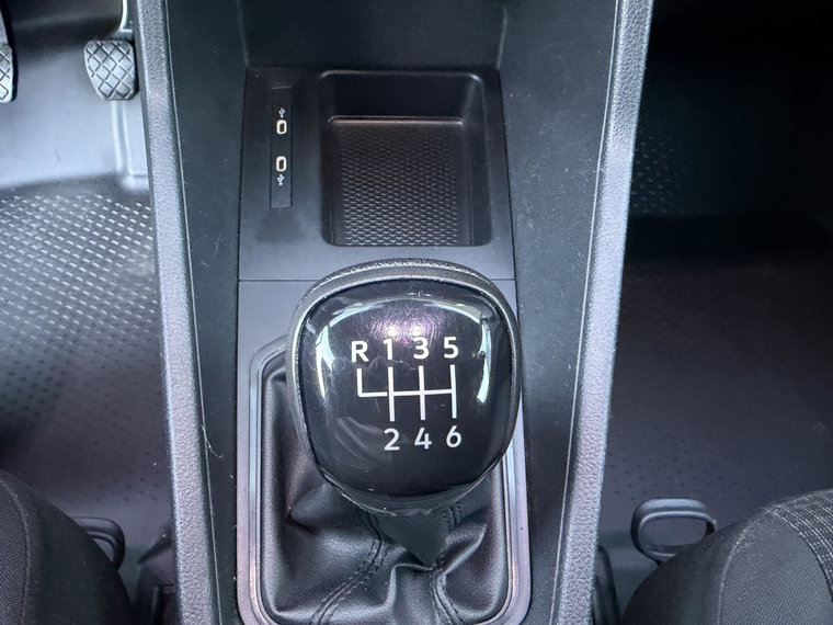 Vehicle Image 47