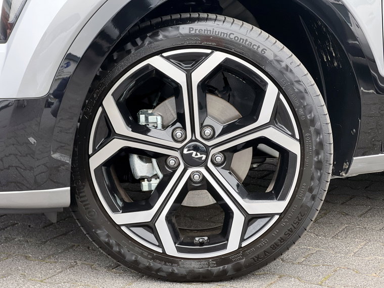 Vehicle Image 39