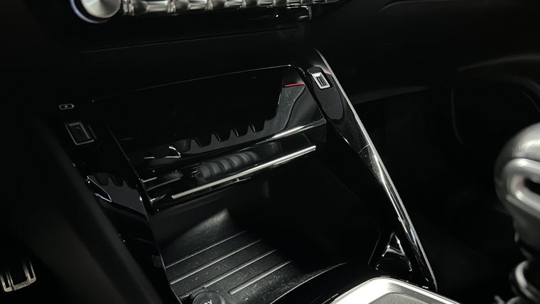 Vehicle Image 50