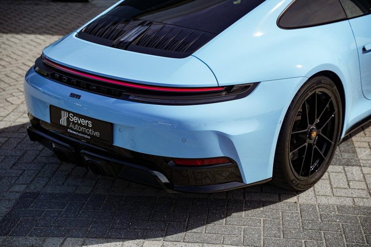 Vehicle Image 35