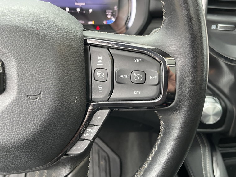 Vehicle Image 34