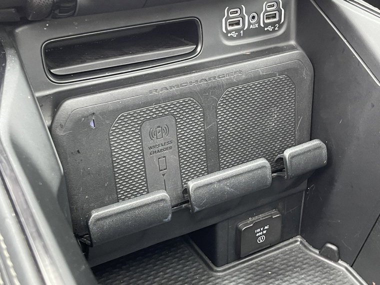 Vehicle Image 36
