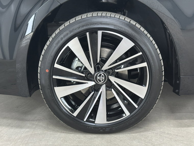 Vehicle Image 30