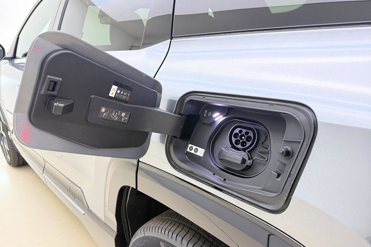 Vehicle Image 20