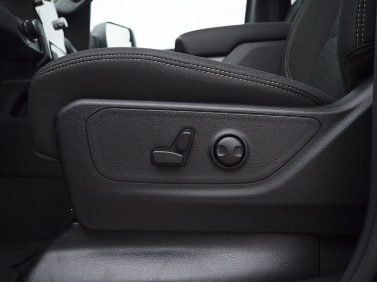 Vehicle Image 47