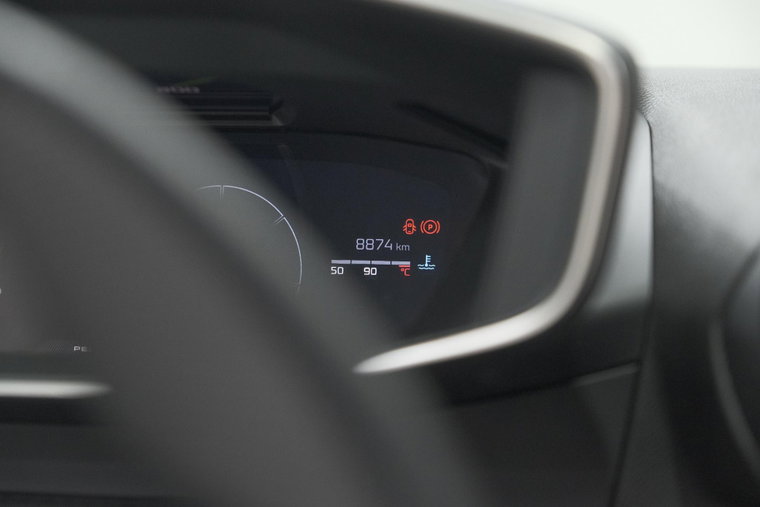 Vehicle Image 38