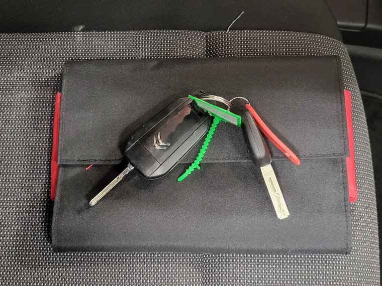 Vehicle Image 18