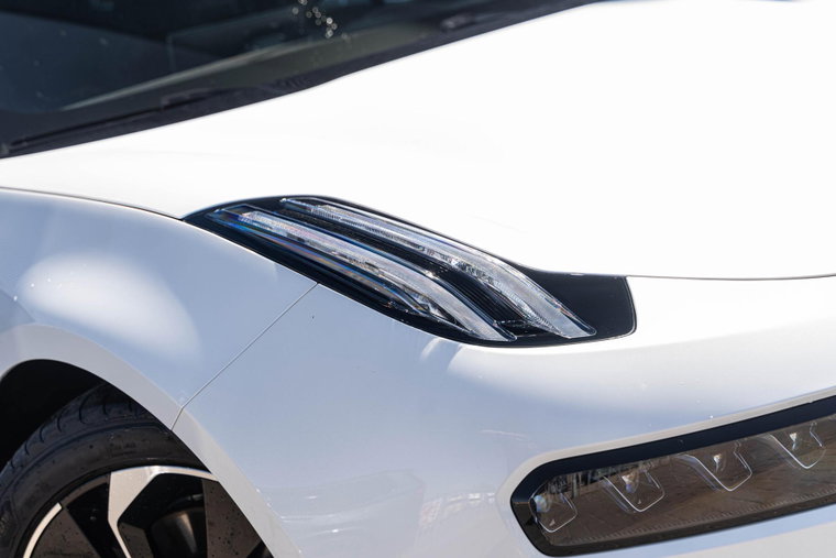 Vehicle Image 38