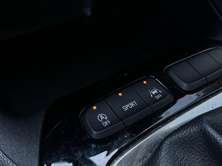 Vehicle Image 24