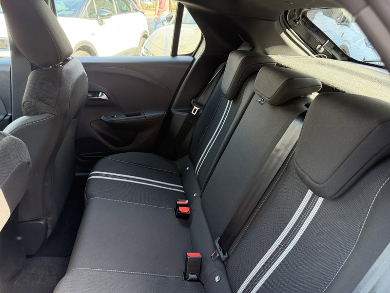 Vehicle Image 22